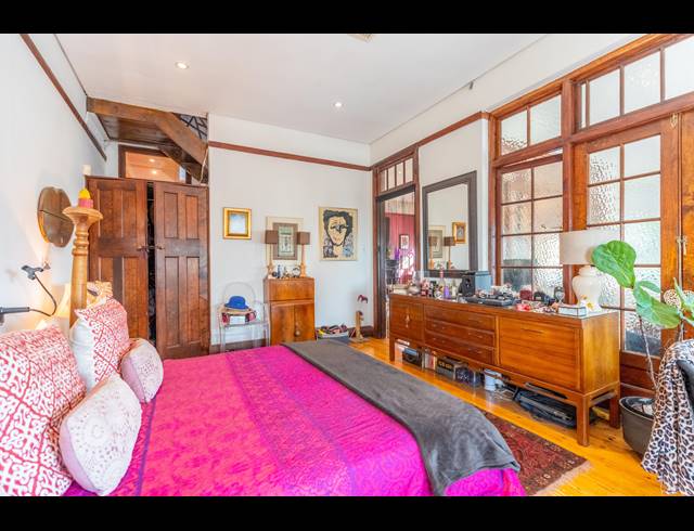 2 BEDROOM APARTMENT FOR SALE IN ESSENWOOD